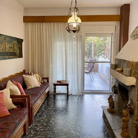 Marietta's Cozy By The Sea