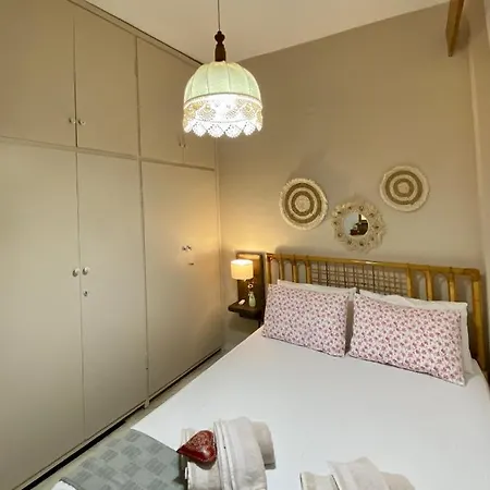 Marietta's Cozy By The Sea