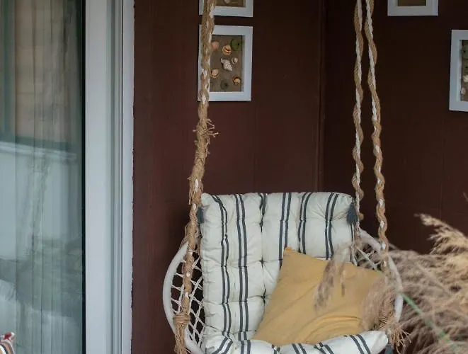 Marietta's Cozy By The Sea